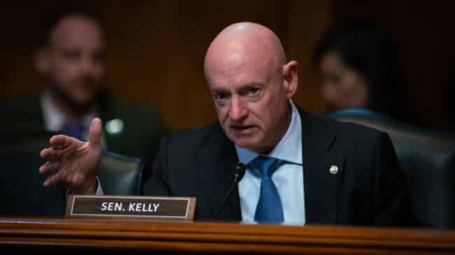 Democrats pivot on AI: Less regulation, more redistribution