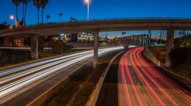 Using Managed Lanes in Metro Areas to Fund the Reconstruction of Interstate Highways