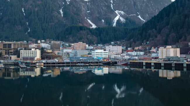 Alaska’s defined contribution retirement plan is better for most workers than defined benefit plan