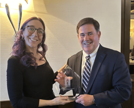 Former Arizona Gov. Doug Ducey receives 2023 Savas Award